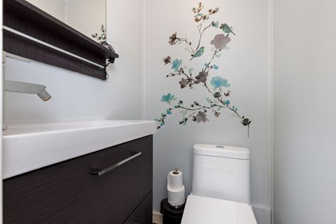 Tiny photo for 5524 S Bruner Street, Hinsdale, IL 60521 (MLS # 12574460)