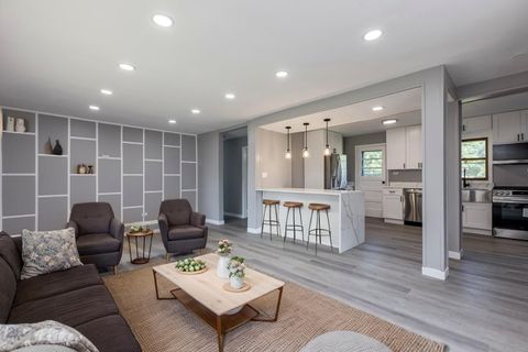 Tiny photo for 4N327 7th Avenue, Addison, IL 60101 (MLS # 12506640)