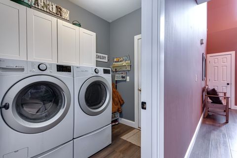 Tiny photo for 7654 Pin Oak Court, Plainfield, IL 60586 (MLS # 12595107)