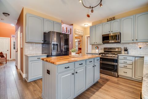 Tiny photo for 7654 Pin Oak Court, Plainfield, IL 60586 (MLS # 12595107)