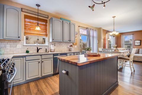 Tiny photo for 7654 Pin Oak Court, Plainfield, IL 60586 (MLS # 12595107)