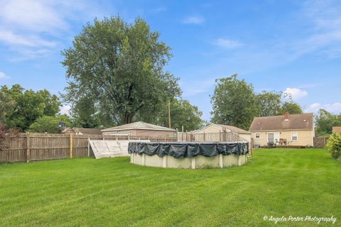 Tiny photo for 1124 Fulton Avenue, Winthrop Harbor, IL 60096 (MLS # 12768919)