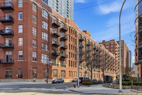 Photo of 360 W Illinois Street #531, Chicago, IL 60654 (MLS # 12605488)