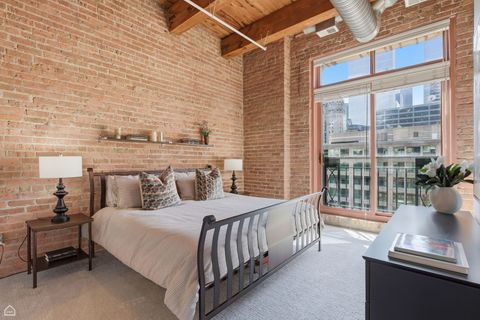 Tiny photo for 360 W Illinois Street #531, Chicago, IL 60654 (MLS # 12605488)