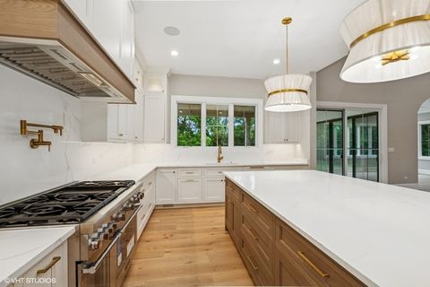 Tiny photo for 10940 German Church Road, La Grange, IL 60525 (MLS # 12427534)