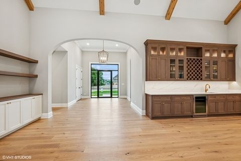 Tiny photo for 10940 German Church Road, La Grange, IL 60525 (MLS # 12427534)