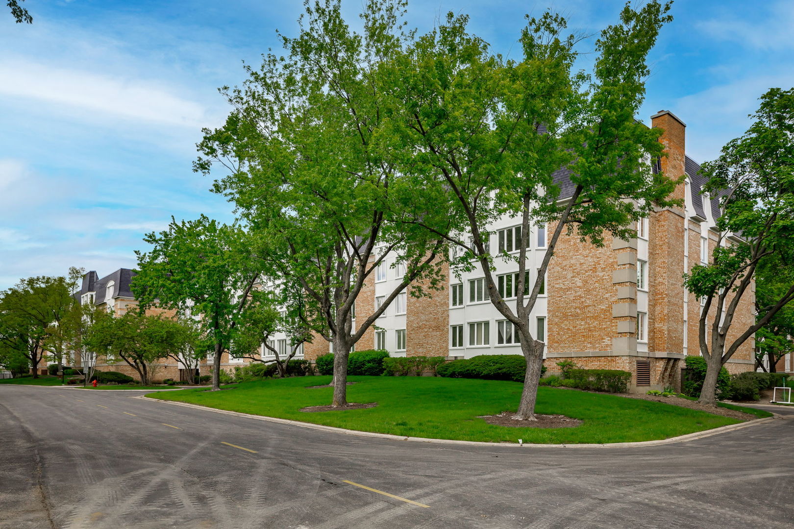 200 Lake Boulevard 415