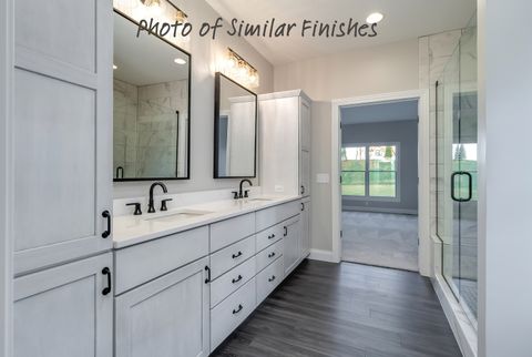 Tiny photo for 300 N 15th Street, Leclaire, IA 52753 (MLS # 12622203)