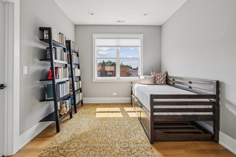 Tiny photo for 6224 N Keystone Avenue, Chicago, IL 60646 (MLS # 12721216)