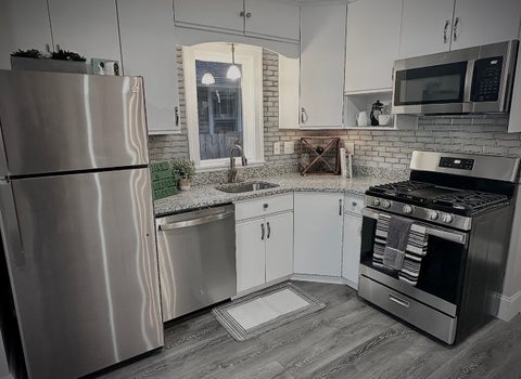 Tiny photo for 1904 Hancock Street, Rockford, IL 61103 (MLS # 12646493)