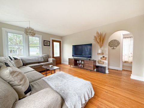 Tiny photo for 415 S Highland Avenue, Lombard, IL 60148 (MLS # 12497864)