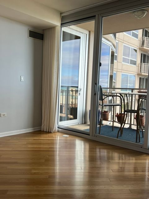 Tiny photo for 807 DAVIS Street #1308, Evanston, IL 60201 (MLS # 12471599)
