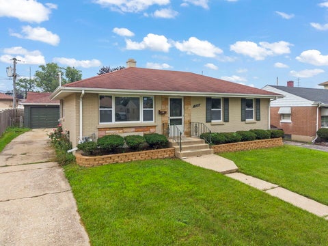 Tiny photo for 1524 Harding Avenue, Berkeley, IL 60163 (MLS # 12703106)