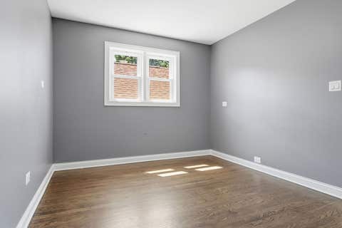 Tiny photo for 5800 W Giddings Street, Chicago, IL 60630 (MLS # 12710230)