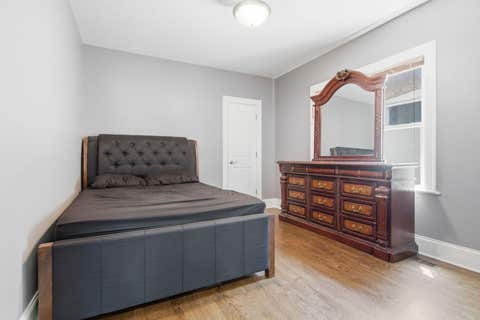 Tiny photo for 5800 W Giddings Street, Chicago, IL 60630 (MLS # 12710230)