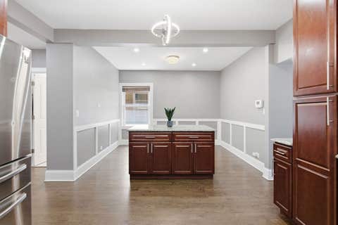 Tiny photo for 5800 W Giddings Street, Chicago, IL 60630 (MLS # 12710230)