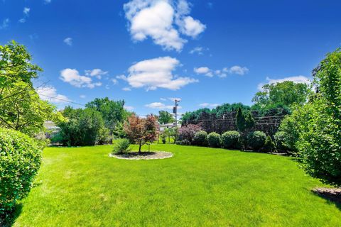 Tiny photo for 1823 E CAMP MCDONALD Road, Mount Prospect, IL 60056 (MLS # 12697698)