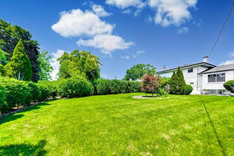 Tiny photo for 1823 E CAMP MCDONALD Road, Mount Prospect, IL 60056 (MLS # 12697698)