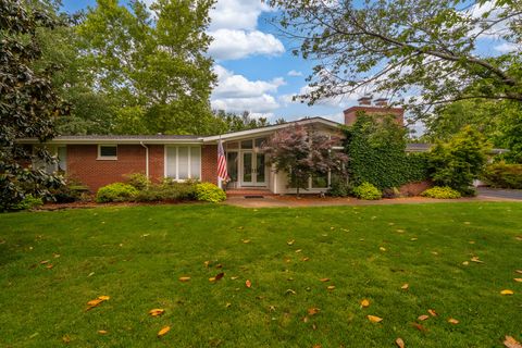 325 Country Club Lane, Harrisburg, IL 62946 - #: 12623062