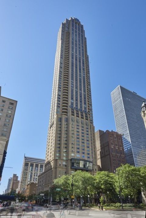 800 N Michigan Avenue 5402 Chicago IL 60611