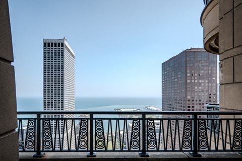 Tiny photo for 800 N Michigan Avenue #5402, Chicago, IL 60611 (MLS # 12443857)