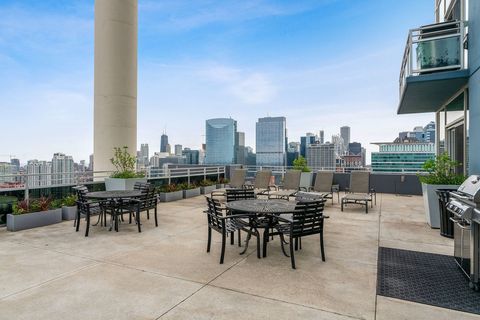 Tiny photo for 737 W Washington Boulevard #3308, Chicago, IL 60661 (MLS # 12579703)