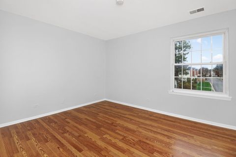 Tiny photo for 1233 Wyndham Court #204, Palatine, IL 60074 (MLS # 12612172)
