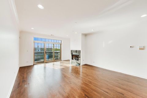Tiny photo for 5321 N Lincoln Avenue #3E, Chicago, IL 60625 (MLS # 12620357)