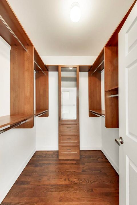 Tiny photo for 5321 N Lincoln Avenue #3E, Chicago, IL 60625 (MLS # 12620357)