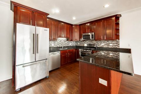 Tiny photo for 5321 N Lincoln Avenue #3E, Chicago, IL 60625 (MLS # 12620357)