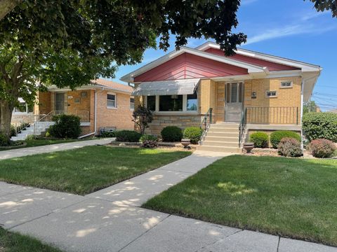 A home in Evergreen Park