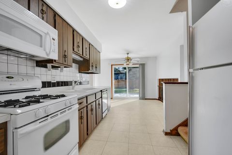 Tiny photo for 11201 S Deerpath Lane, Palos Hills, IL 60465 (MLS # 12485333)