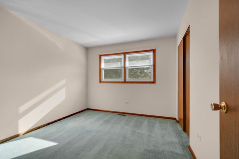 Tiny photo for 11201 S Deerpath Lane, Palos Hills, IL 60465 (MLS # 12485333)