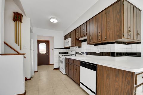 Tiny photo for 11201 S Deerpath Lane, Palos Hills, IL 60465 (MLS # 12485333)