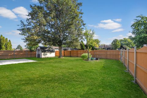 Tiny photo for 11201 S Deerpath Lane, Palos Hills, IL 60465 (MLS # 12485333)