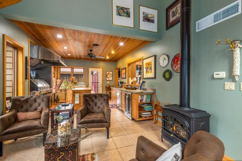 Tiny photo for 15 Talisman, Galena, IL 61036 (MLS # 12524840)