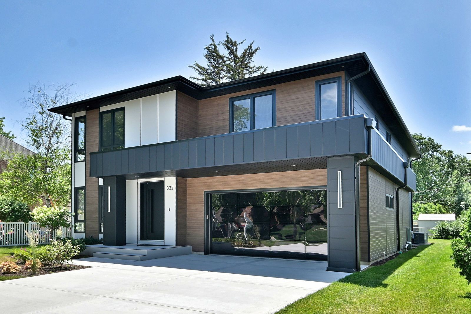 332 W Fremont Avenue