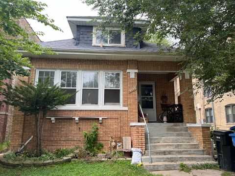 Photo of Chicago, IL 60630 (MLS # 12445717)