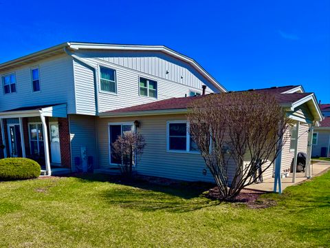 Tiny photo for 19545 116th Avenue #A, Mokena, IL 60448 (MLS # 12603106)