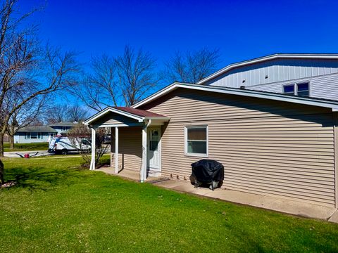 Tiny photo for 19545 116th Avenue #A, Mokena, IL 60448 (MLS # 12603106)