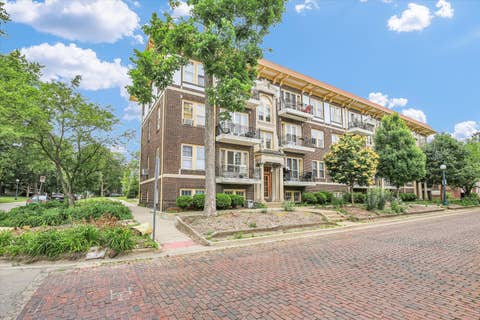 Tiny photo for 410 N Prairie Street #14, Champaign, IL 61820 (MLS # 12668668)