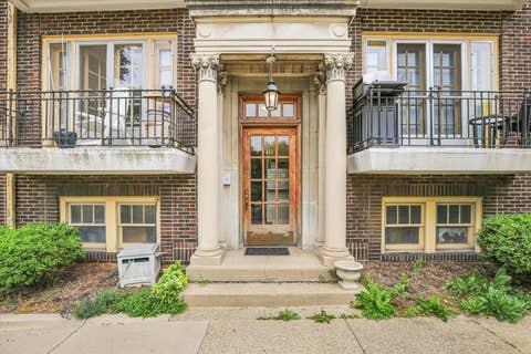Photo of 410 N Prairie Street #14, Champaign, IL 61820 (MLS # 12668668)