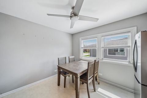 Tiny photo for 76 Briar Street, Glen Ellyn, IL 60137 (MLS # 12626494)