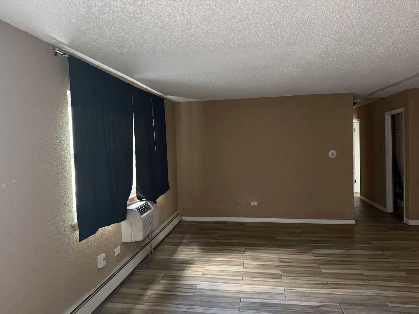 950 E 86th Street 105