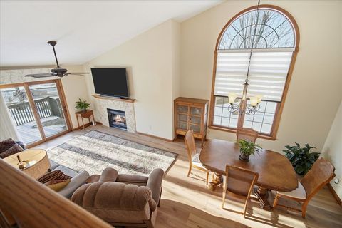 Tiny photo for 9 Spruce Court, Bloomington, IL 61704 (MLS # 12560770)