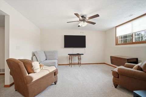 Tiny photo for 9 Spruce Court, Bloomington, IL 61704 (MLS # 12560770)