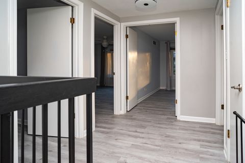 Tiny photo for 164 Cascade Drive, Indian Head Park, IL 60525 (MLS # 12508628)