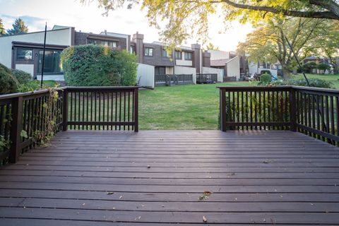 Tiny photo for 164 Cascade Drive, Indian Head Park, IL 60525 (MLS # 12508628)