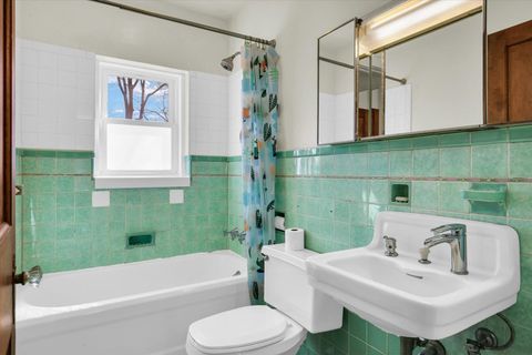 Tiny photo for 402 W Pennsylvania Avenue, Urbana, IL 61801 (MLS # 12590915)