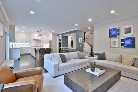 Tiny photo for 662 S Parkside Avenue, Elmhurst, IL 60126 (MLS # 12419987)